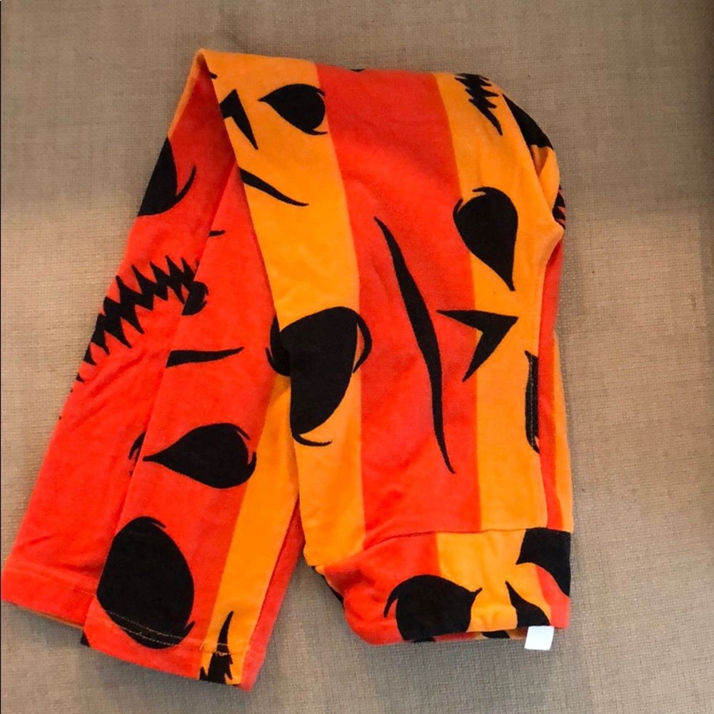 LuLaRoe kids leggings S/M Halloween